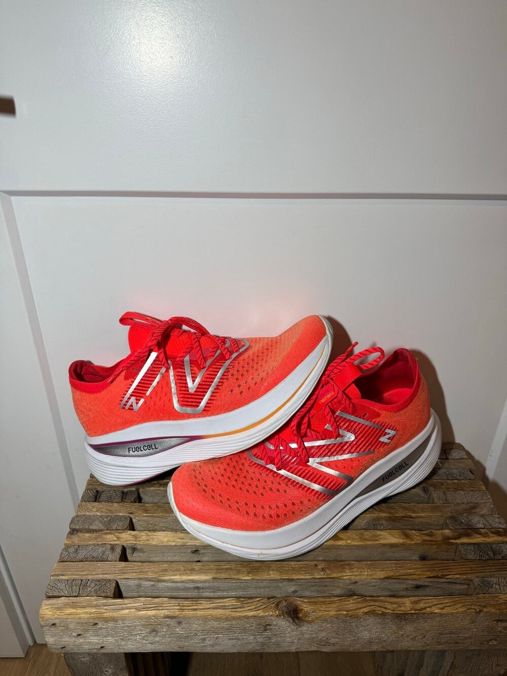 New Balance Supercomp Trainer V2 Outdoor Running Shoe. Casual, Walking. Mens 12